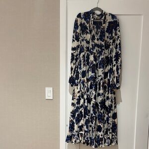 Dvf Floral Blue and White Women's Dress